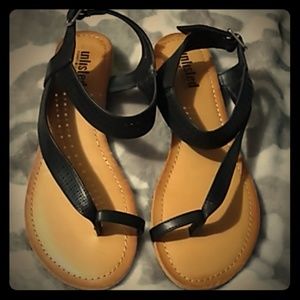 Woman's sandals